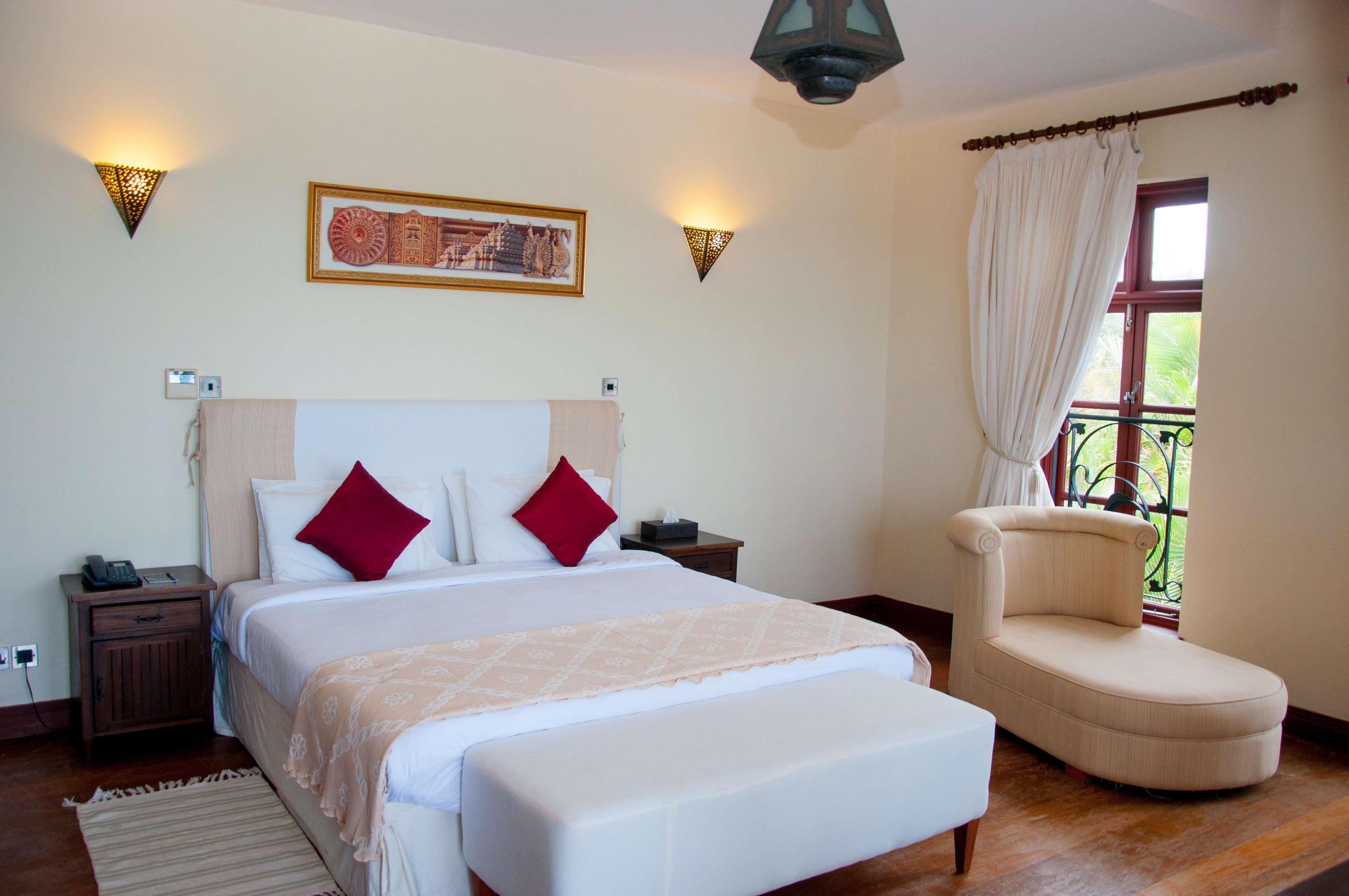 Cocoa Boutique Hotel - Your Kenyan Beachfront Bliss Момбаса Екстер'єр фото