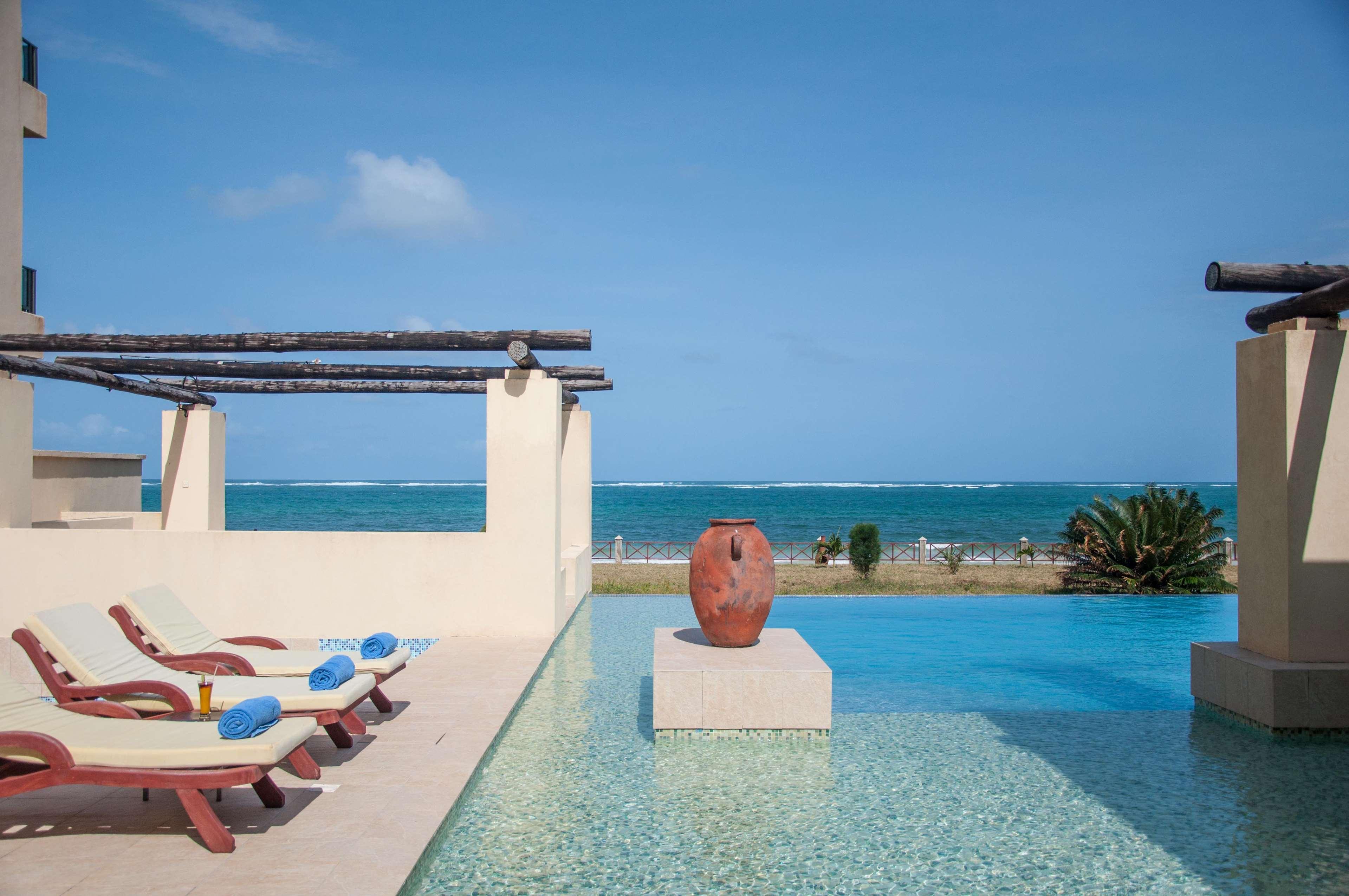 Cocoa Boutique Hotel - Your Kenyan Beachfront Bliss Момбаса Екстер'єр фото