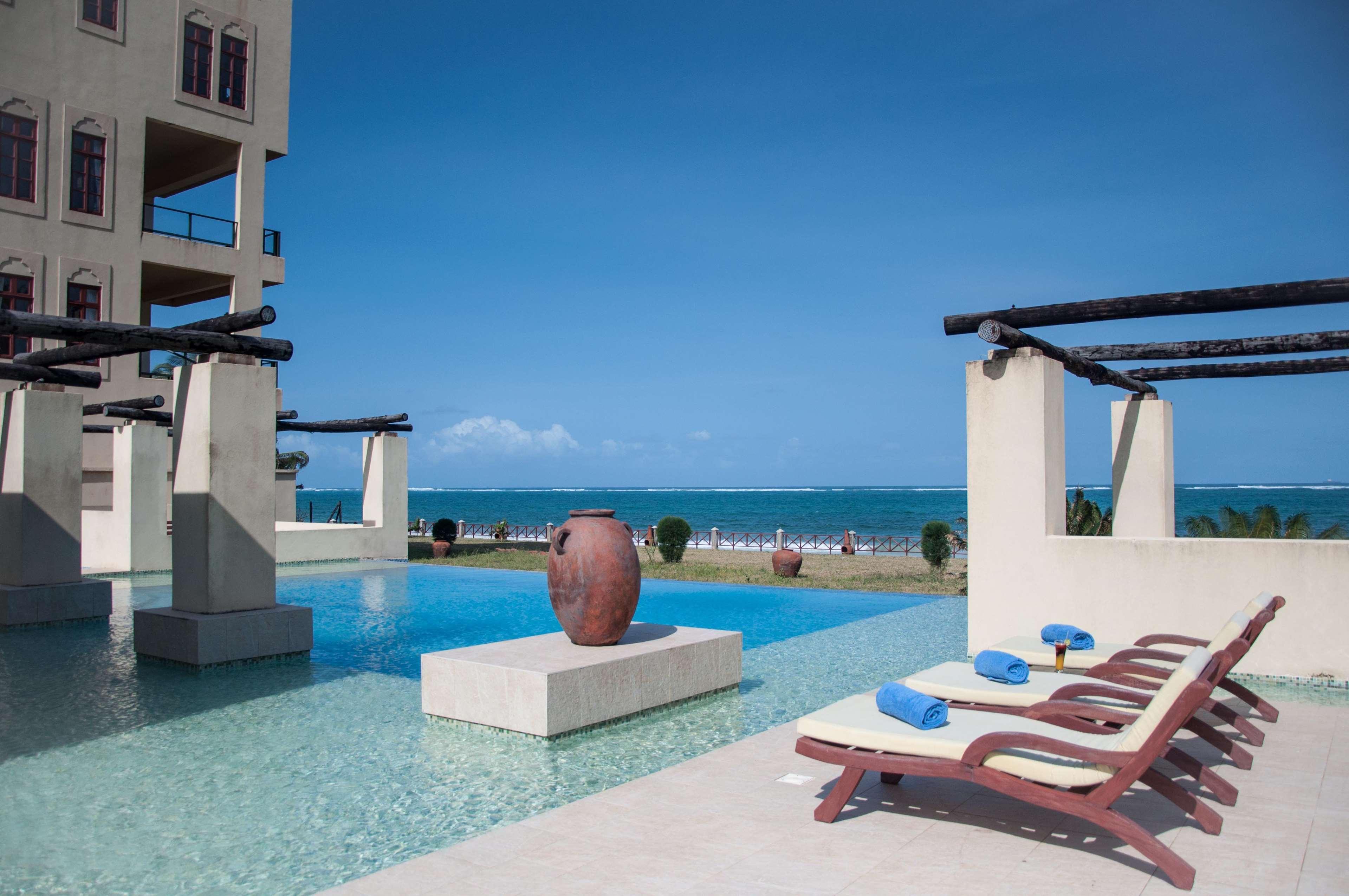 Cocoa Boutique Hotel - Your Kenyan Beachfront Bliss Момбаса Екстер'єр фото