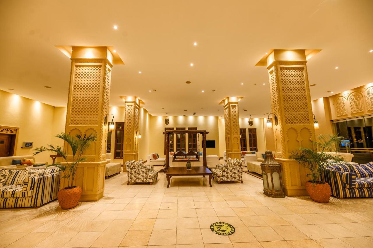 Cocoa Boutique Hotel - Your Kenyan Beachfront Bliss Момбаса Екстер'єр фото