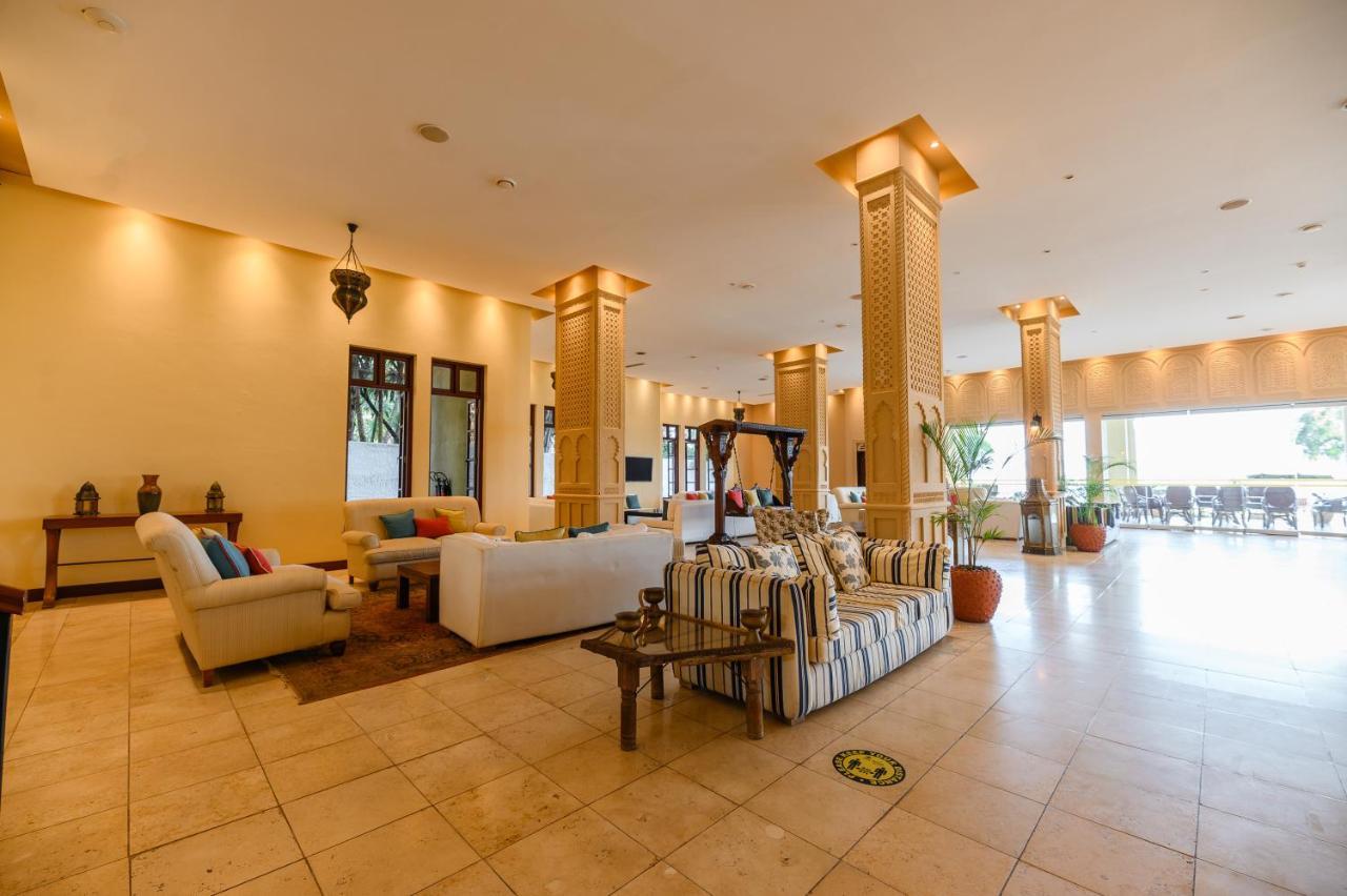 Cocoa Boutique Hotel - Your Kenyan Beachfront Bliss Момбаса Екстер'єр фото