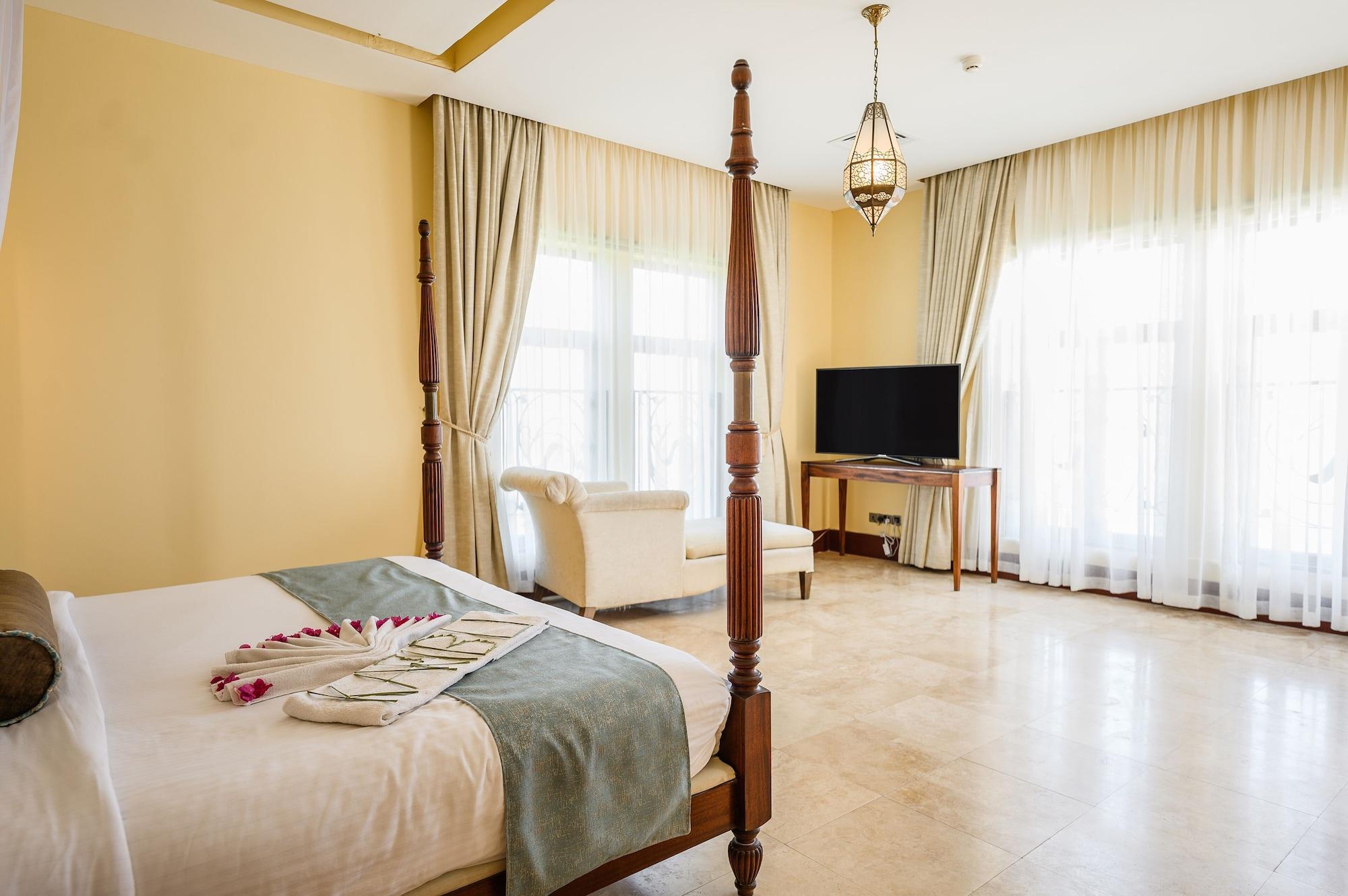 Cocoa Boutique Hotel - Your Kenyan Beachfront Bliss Момбаса Екстер'єр фото